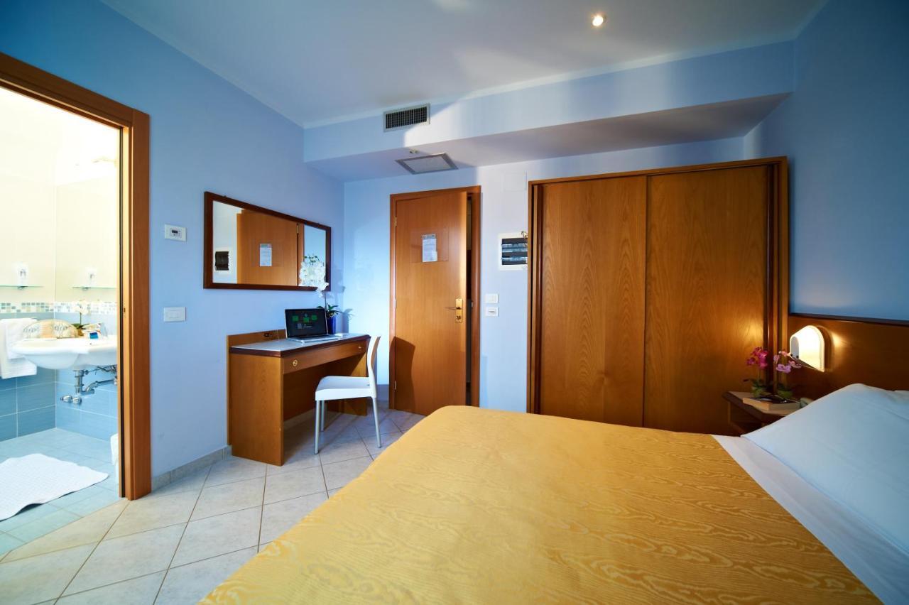 Hotel Sirio Lido di Camaiore Exterior foto